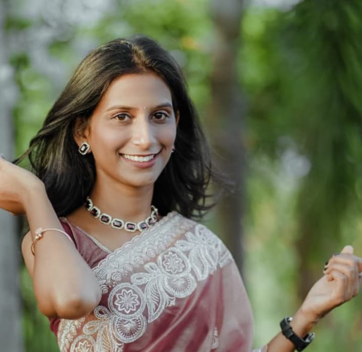 सृष्टी विचारे